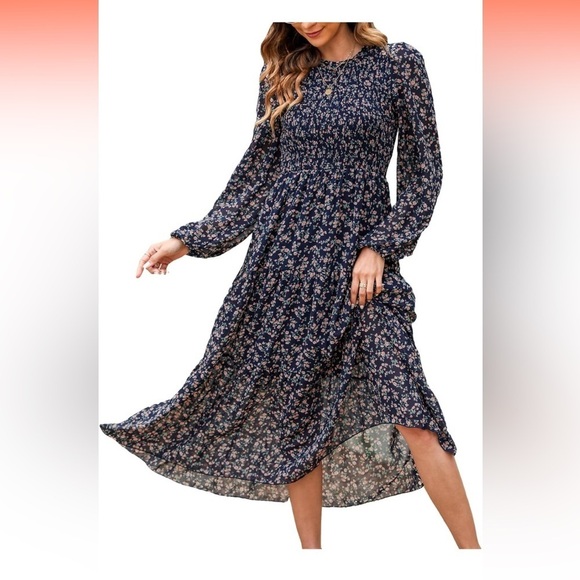 Dresses & Skirts - Floral Navy Blue Maxi Dress caja 1